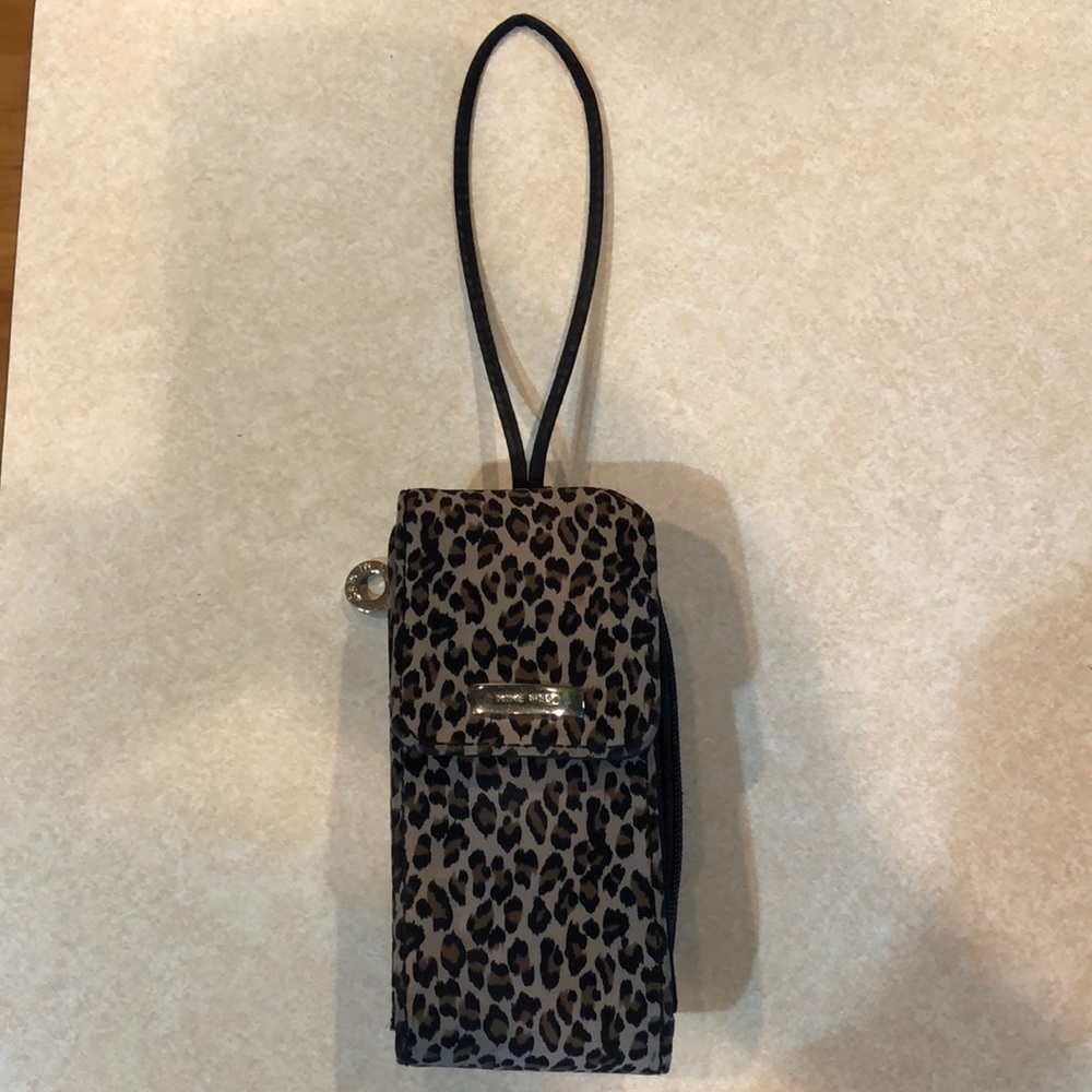 Nine West Cell Phone Wristlet.